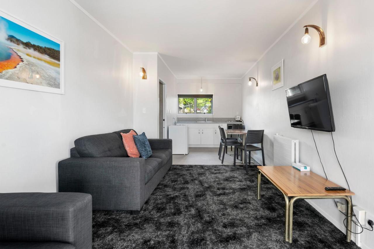 Lake Lodge Motel Rotorua Ngoại thất bức ảnh